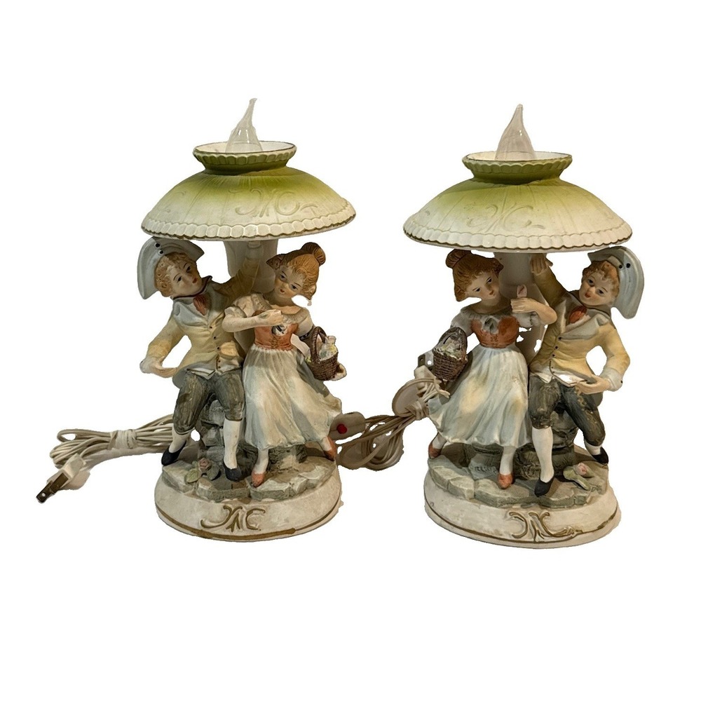 Vtg 70s ARDCO Colonial Couple Porcelain Mini Table 2 Lamps Figurine Decor Japan
